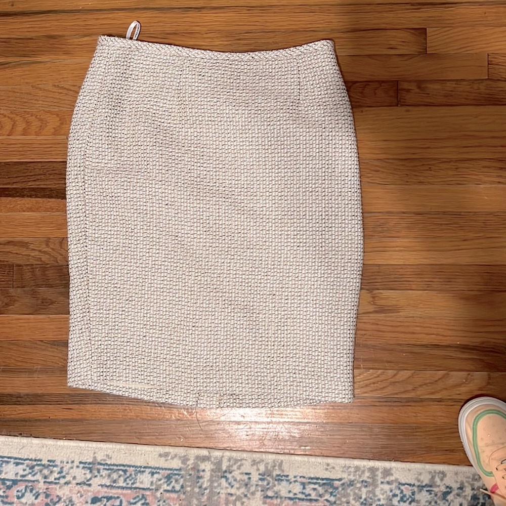 Calvin Klein Tweed Pencil Skirt // nude 4P EUC